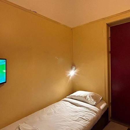 Central Accommodation Budget By Hr Bukareszt Zewnętrze zdjęcie