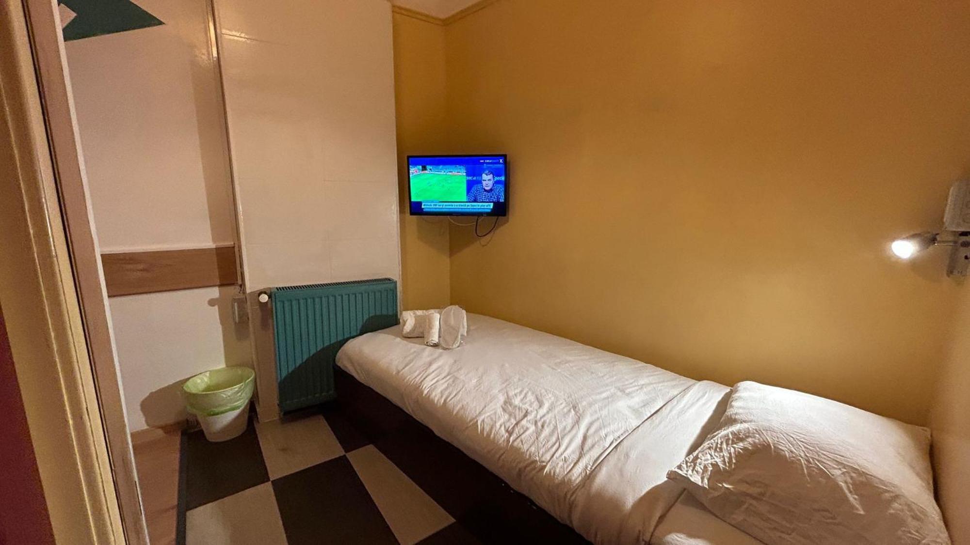Central Accommodation Budget By Hr Bukareszt Zewnętrze zdjęcie