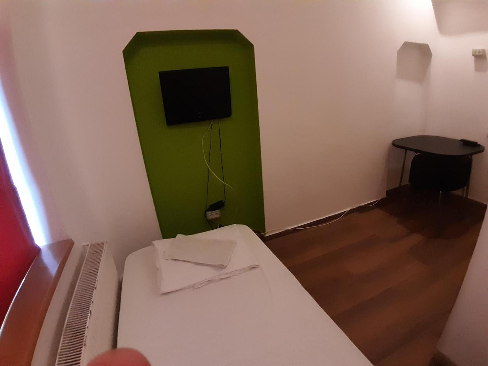 Central Accommodation Budget By Hr Bukareszt Zewnętrze zdjęcie